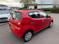 Used Suzuki Alto 2013 Red Hatchback