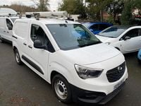 Used Vauxhall Combo Edition 100 HP (73 kW) 2019 White Van