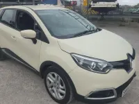 Used Renault Captur Dynamique 90 HP (66 kW) 2014 Cream SUV