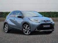 Used Toyota Aygo X 72 HP (52 kW) 2024 Grey SUV