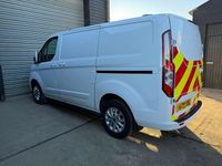 Used Ford Transit Custom Limited 130 HP (95 kW) 2020 White Van