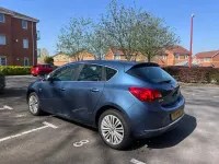 Używany Vauxhall Astra Excite 115 KM (84 kW) 2014 Niebieski Hatchback