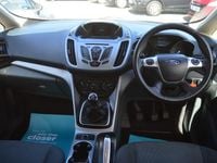 Usado Ford C-MAX Zetec 125 HP (91 kW) 2015 Castanho Monovolume
