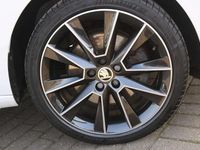 Used Skoda Rapid 2018 White Hatchback