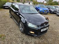 Used VW Polo R-line 110 HP (80 kW) 2017 Deep black pearl Hatchback