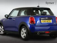 Usado Mini Cooper Classic 134 HP (98 kW) 2020 Azul Citadino