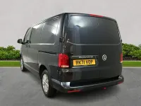 Used VW Transporter Highline 150 HP (110 kW) 2021 Blue Van