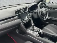 Używany Honda Civic SR 126 KM (92 kW) 2021 Szary Hatchback