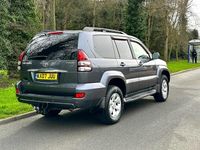 Used Toyota Land Cruiser 173 HP (127 kW) 2007 Grey SUV