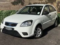 Used Kia Rio 109 HP (80 kW) 2011 White Hatchback
