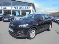 Used Vauxhall Grandland X S 130 HP (95 kW) 2019 Black SUV