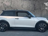 Usado Mini Cooper Hatch 113 kW (154 CV) 2025 Blanco Utilitario