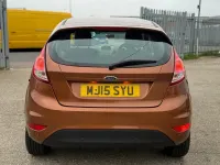 Second-hand Ford Fiesta Zetec 82 CP (60 kW) 2015 Maro Hatchback