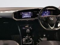 Usado Vauxhall Mokka Design Edition 130 CV (95 kW) 2022 Gris SUV