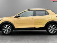 Used Kia Stonic GT-Line S 120 HP (88 kW) 2024 Yellow SUV