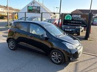 Used Hyundai i10 Premium 66 HP (48 kW) 2017 Black Hatchback
