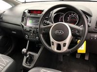 Used Kia Venga 128 HP (94 kW) 2018 Red Hatchback