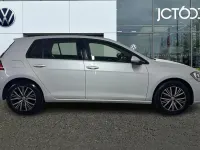 Used VW Golf VII SE 150 HP (110 kW) 2019 Silver Hatchback