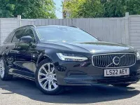 Used Volvo V90 Momentum 197 HP (144 kW) 2021 Black Estate