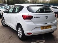 Used Dacia Sandero Comfort 90 HP (66 kW) 2022 White Hatchback