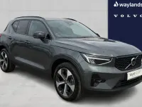 Used Volvo XC40 Plus 194 HP (142 kW) 2025 Green SUV