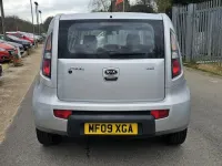 Used Kia Soul 126 HP (92 kW) 2009 Silver SUV