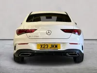 Używany Mercedes CLA200 Executive 2023 Biały Coupe