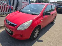 Used Hyundai i20 Classic 78 HP (57 kW) 2009 Red Hatchback