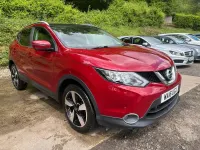 Used Nissan Qashqai N-TEC 110 HP (80 kW) 2016 Red SUV