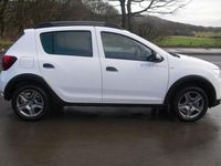 Used Dacia Sandero Comfort 90 HP (66 kW) 2020 White Hatchback