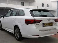 Used Toyota Avensis Business Edition 2015 White Estate
