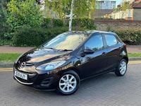 Usado Mazda 2 102 HP (75 kW) 2011 Castanho Citadino