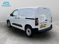 Używany Peugeot E-Partner 100 kW (136 KM) 2024 Biały Minivan