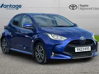 Used Toyota Yaris Design 113 HP (83 kW) 2023 Blue Hatchback