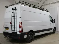 Begagnad Vauxhall Movano 125 HK (91 kW) 2016 Vit Minibuss