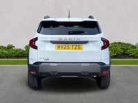 Used Dacia Duster Extreme 140 HP (102 kW) 2025 White Hatchback