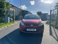 Used Ford Fiesta Zetec 67 HP (49 kW) 2009 Red Hatchback