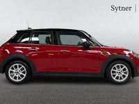 Used Mini Cooper Hatch 134 HP (98 kW) 2017 Red Hatchback