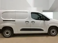 Used Vauxhall Combo 100 HP (73 kW) 2022 White MPV