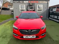 Second-hand Vauxhall Insignia SRi 170 CP (125 kW) 2017 Roșu Break