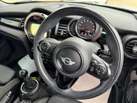 Used Mini Cooper Hatch 136 HP (100 kW) 2016 Silver Hatchback