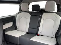 Used Land Rover Defender SE Dynamic 249 HP (183 kW) 2025 Borasco grey Estate