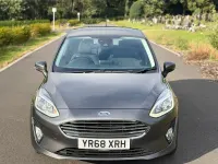 Used Ford Fiesta Zetec 100 HP (73 kW) 2018 Grey Hatchback