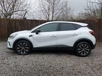 Used Renault Captur Evolution 142 HP (104 kW) 2023 White SUV
