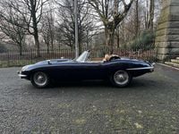 Used Jaguar E-Type 265 HP (194 kW) 1972 Blue Cabriolet