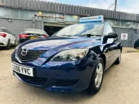 Used Mazda 3 2006 Blue Hatchback