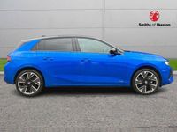 Used Vauxhall Astra Ultimate 113 kW (154 HP) 2023 Blue Hatchback