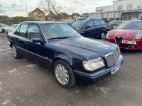 Used Mercedes E200 1995 Blue Sedan