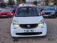 Used Smart ForTwo Cabrio Passion 71 HP (52 kW) 2016 White Cabriolet