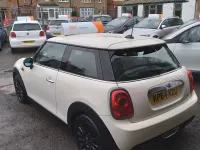 Used Mini ONE Hatch 102 HP (75 kW) 2014 White Hatchback